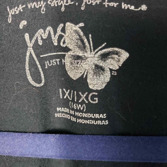 Just My Style Plus Size 1X 16W Black V-Neck Long Sleeve Embellished Tunic Top - Picture 4 of 6